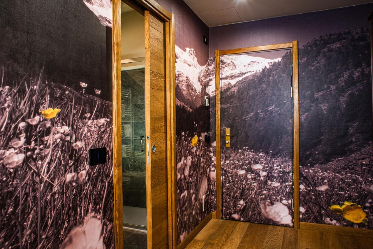 Hotel De Champoluc Extérieur photo