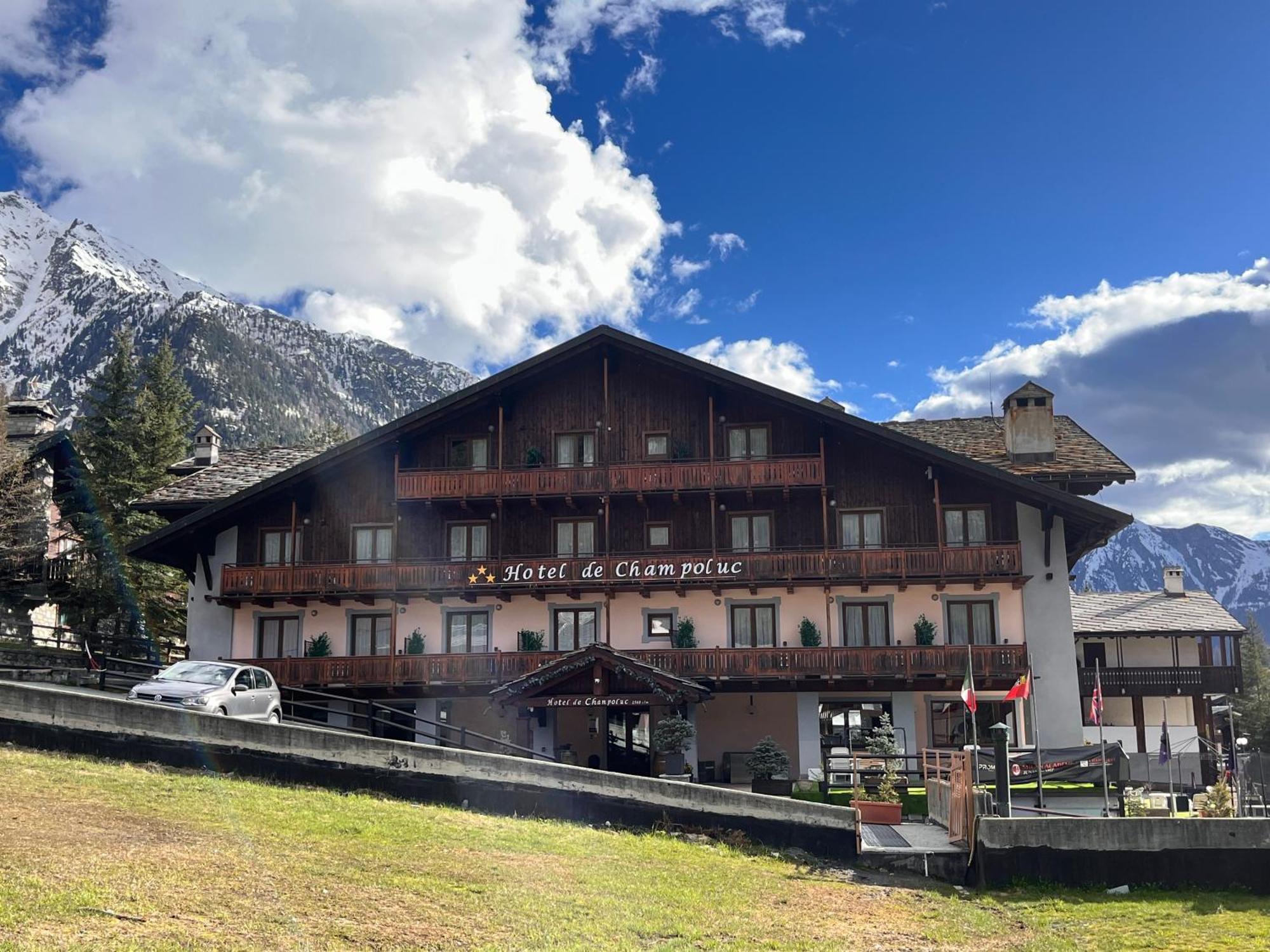 Hotel De Champoluc Extérieur photo